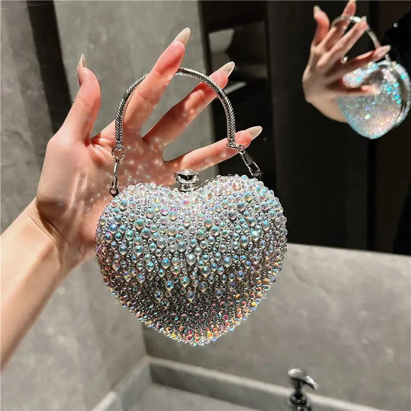 Luxury Heart-Shaped Evening Clutch with Crystal Inlays and Rhinestones for Weddings and Special Events.